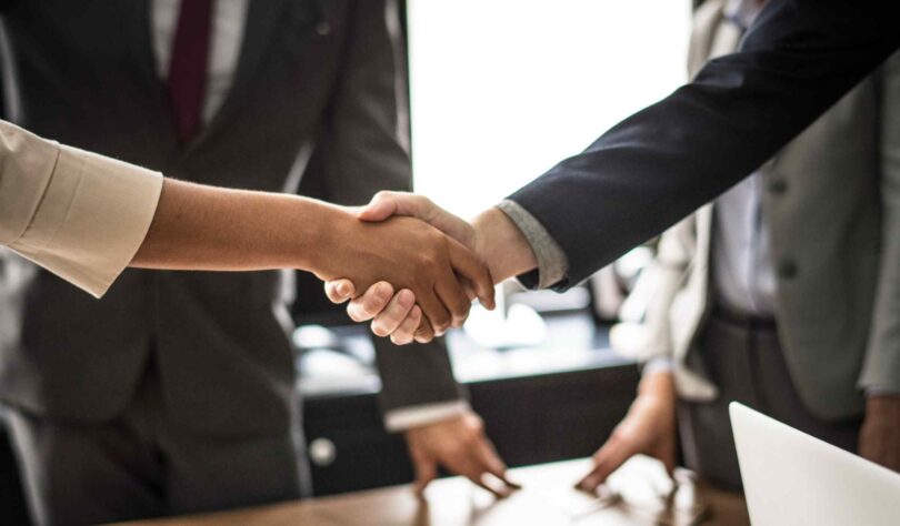 entreprenuer handshake